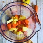 Karotte, Apfel, Ingwer mixen